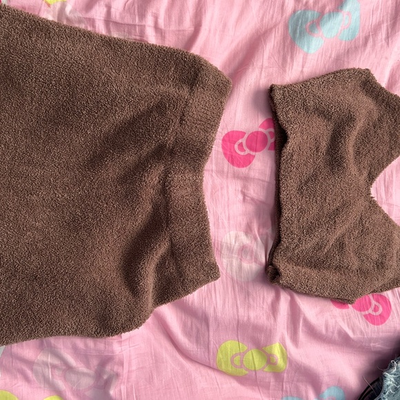 Pretty little thing lounge set - Picture 4 of 4